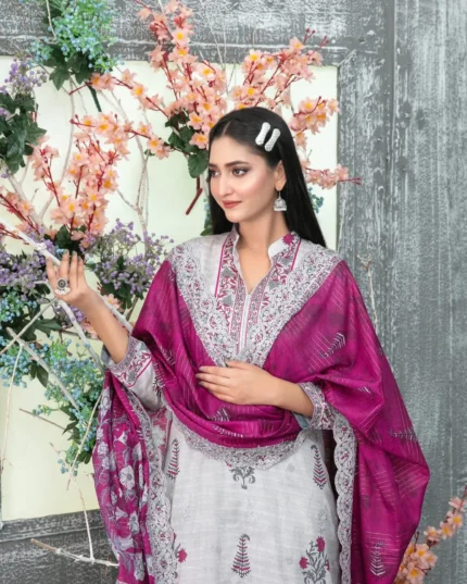 Magenta Muse - Chikankari & Lace Ensemble
